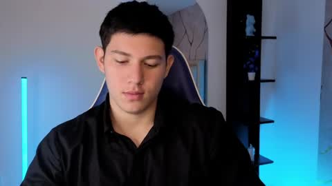 james_cr online show from May 26, 12:23 pm