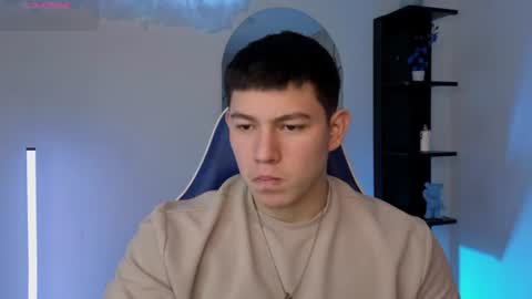james_cr online show from June 19, 12:32 pm