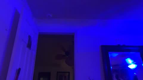 jamesceglarek36 online show from March 27, 8:37 am