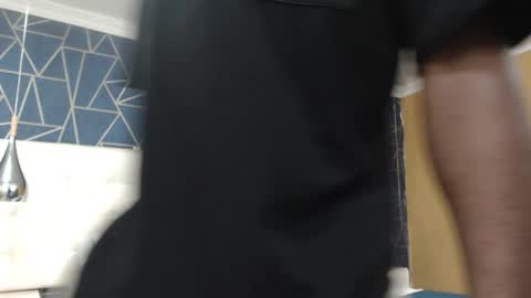 James  online show from December 5, 12:11 pm