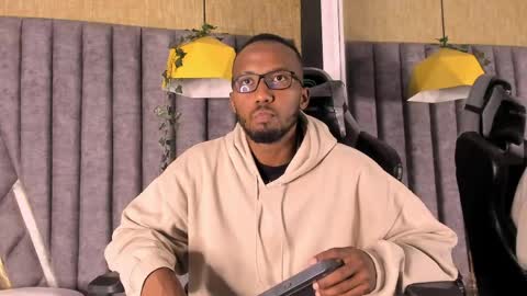 James  online show from April 16, 12:21 am