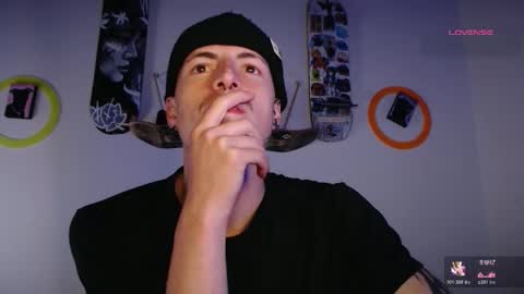 jamesss____ online show from November 16, 4:58 am