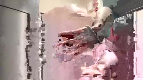 Snapshot of jamie8422 chatting on October 23, 12:03 am jamie8422 online show from October 23, 12:03 am