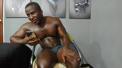Snapshot of jamiee_f chatting on February 12, 3:16 pm jamiee f online show from February 12, 3:16 pm