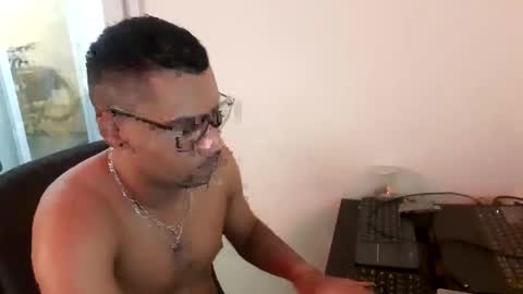 Jamie Lonnas online show from February 10, 6:51 am