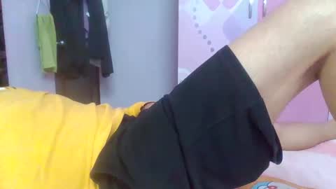 jammyalex002 online show from December 2, 5:32 am