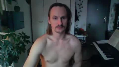 jankujan online show from December 2, 8:39 am