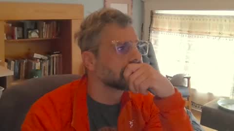 Snapshot of jareth_returns chatting on January 12, 7:31 pm jareth_returns online show from January 12, 7:31 pm