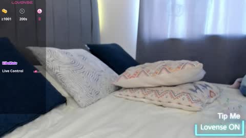 JARETHH online show from November 21, 2:27 pm