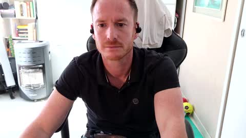 Jason online show from April 8, 2:26 pm