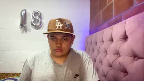 jason_boy_ online show from December 11, 5:55 am