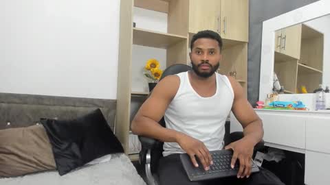 Snapshot of jason_fenix chatting on October 18, 10:26 pm Jason online show from October 18, 10:26 pm