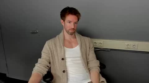 Snapshot of jasonberg29 chatting on February 14, 3:36 pm Jason online show from February 14, 3:36 pm