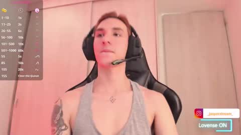 Snapshot of jasper__thompson chatting on October 13, 9:32 pm jasper__thompson online show from October 13, 9:32 pm