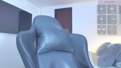 JBrooksXx online show from November 16, 8:44 pm