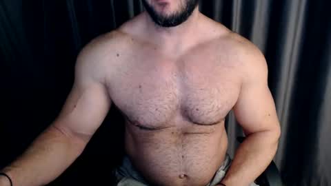 Snapshot of jasphermscl chatting on January 16, 1:37 am JaspherMscl online show from January 16, 1:37 am