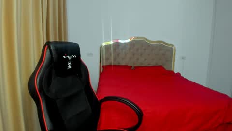  Javi  online show from August 6, 10:49 pm