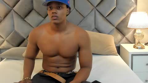 Snapshot of jax_black chatting on September 29, 12:24 pm jax black online show from September 29, 12:24 pm