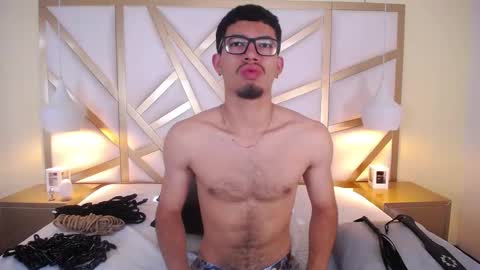 Snapshot of jaxon_carter chatting on September 28, 9:24 pm Jaxon Carter online show from September 28, 9:24 pm