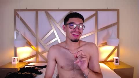 Snapshot of jaxon_carter chatting on September 22, 12:22 am Jaxon Carter online show from September 22, 12:22 am