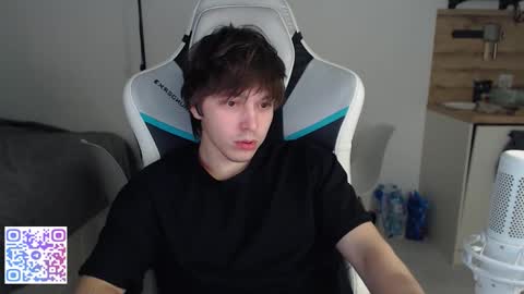 Jayce online show from October 4, 8:35 pm