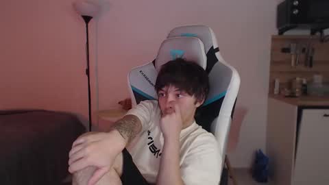 Jayce online show from September 22, 11:37 pm