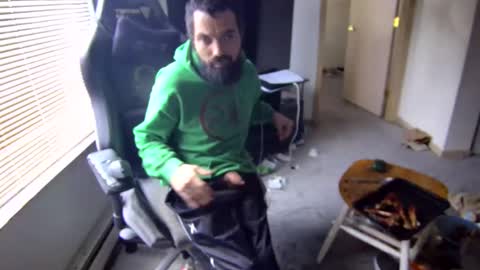 jburns87 online show from May 24, 7:53 pm