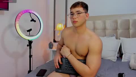 jhon online show from February 2, 1:12 am