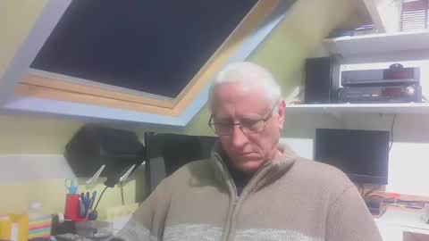 jdegroot7 online show from October 31, 8:01 pm