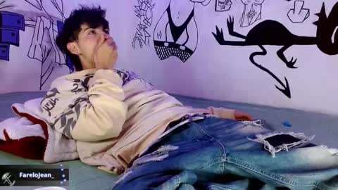 Jean online show from October 18, 11:37 am