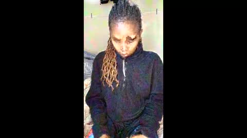 jeanhot925129 online show from April 8, 2:34 am