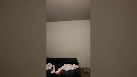 jeanzdry online show from April 1, 4:58 am