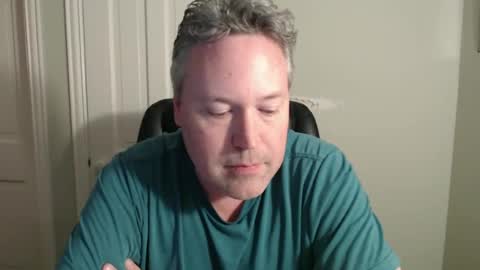 JE online show from December 8, 4:57 am