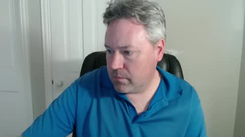 JE online show from December 9, 8:18 pm