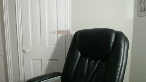 JE online show from December 7, 3:47 am