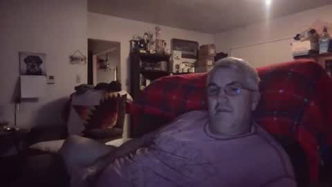 dadbody71 online show from January 18, 3:08 am