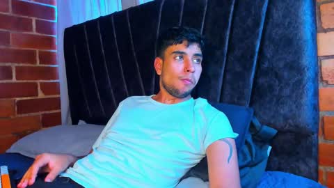 jei online show from January 11, 3:38 pm