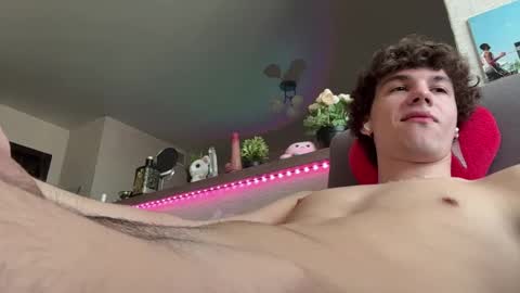 jeremy1scott online show from March 16, 5:44 am