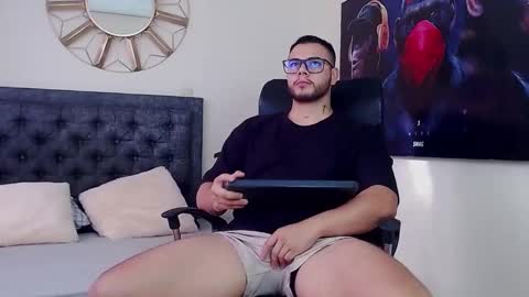 jeremy_blessd1 online show from February 18, 8:58 pm