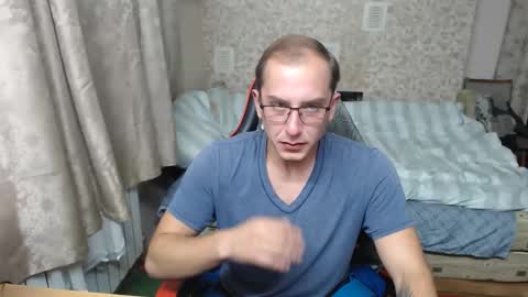 Snapshot of jess_nest chatting on September 27, 9:56 pm Jess online show from September 27, 9:56 pm