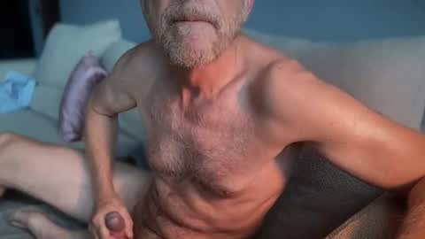 Snapshot of jessaya chatting on September 10, 6:12 am like c2c online show from September 10, 6:12 am