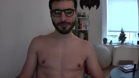Snapshot of jestersquid89 chatting on December 10, 1:33 pm jestersquid89 online show from December 10, 1:33 pm