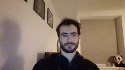 Snapshot of jestersquid89 chatting on January 5, 10:40 pm jestersquid89 online show from January 5, 10:40 pm