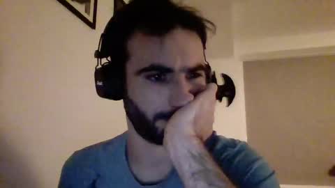 Snapshot of jestersquid89 chatting on January 9, 11:34 pm jestersquid89 online show from January 9, 11:34 pm