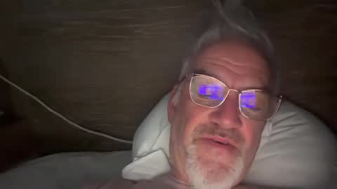 Snapshot of jewlronny chatting on March 10, 7:00 am jewlronny online show from March 10, 7:00 am