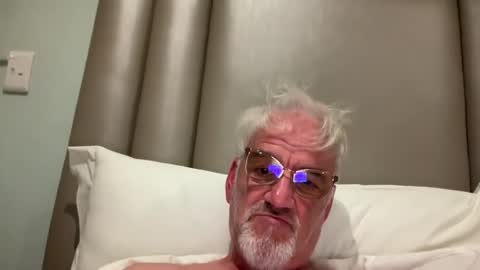 jewlronny online show from April 13, 8:31 pm