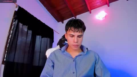 Snapshot of jeyden_camilo chatting on December 7, 8:49 pm Jeyden Camilo online show from December 7, 8:49 pm