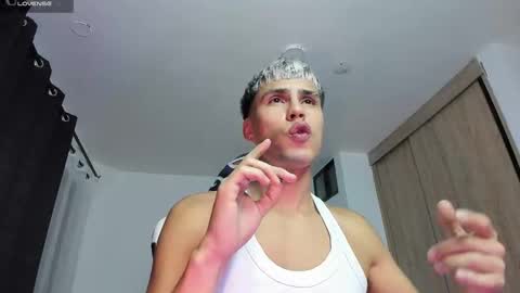 Snapshot of jeyden_camilo chatting on September 10, 12:20 am Jeyden Camilo online show from September 10, 12:20 am