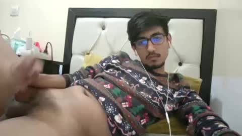 HotArabGuy24 online show from January 15, 9:17 pm