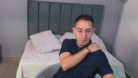 Jhan online show from April 4, 11:51 am